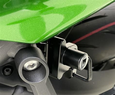 helmet lock motorcycle ninja 400
